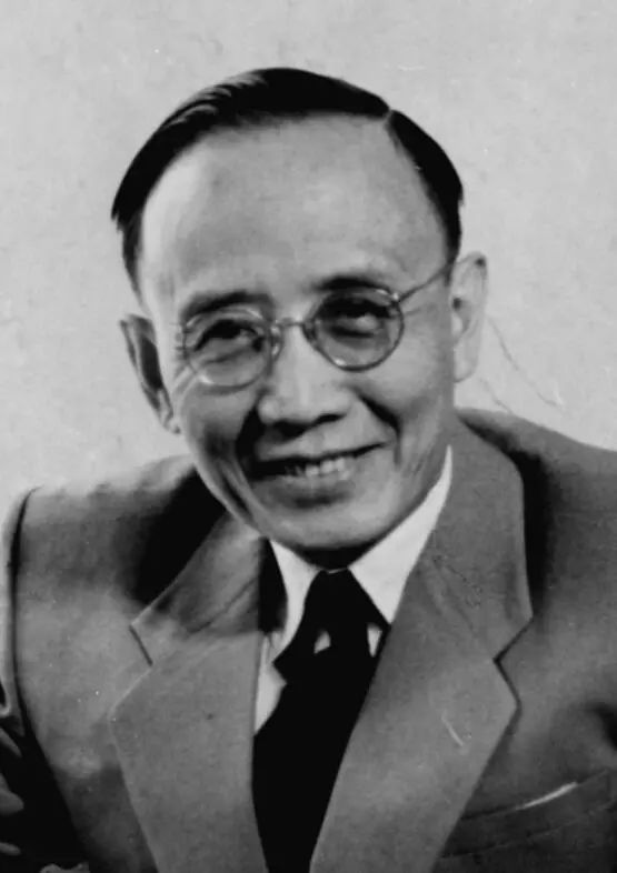 科学の春の講話を提出した郭沫若