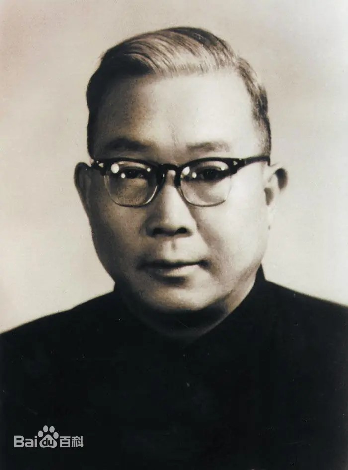 金属研究所初代所長・李薰の写真