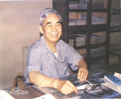 張文裕の写真