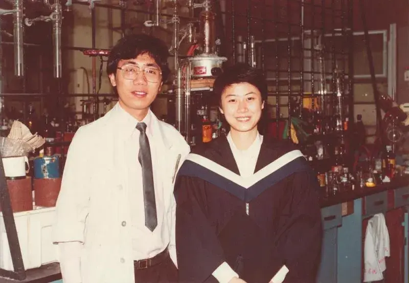 任詠華と支志明の写真