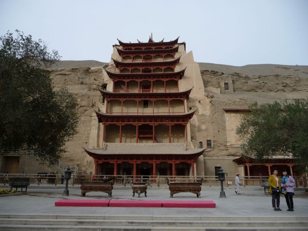 敦煌の莫高窟の写真
